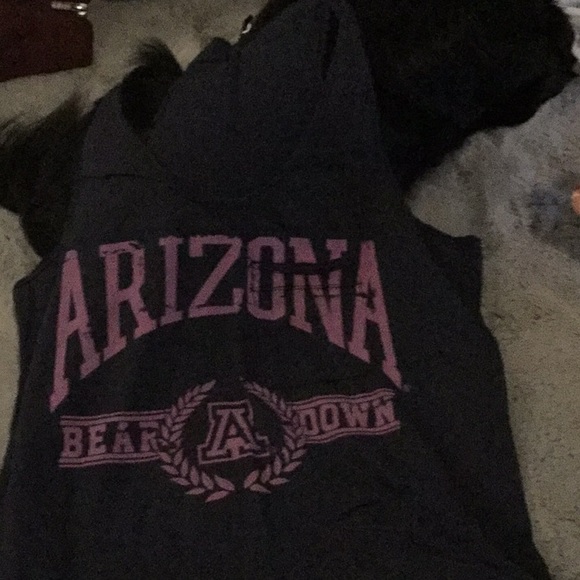 U of A shirts - Picture 4 of 4